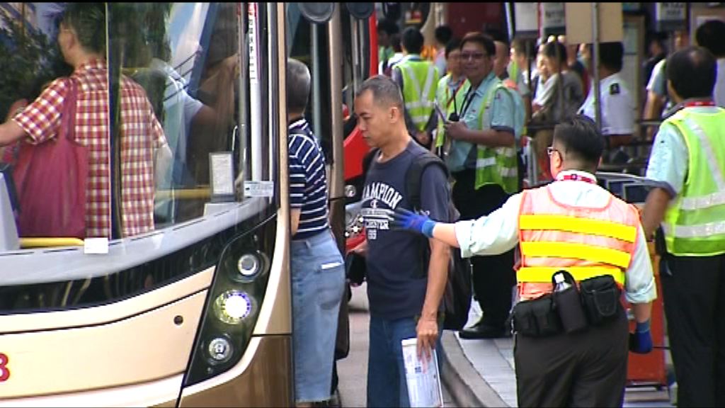 巴士工會按章工作　運輸署指服務大致正常