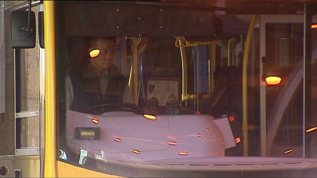 新巴城巴調整新入職車長薪酬