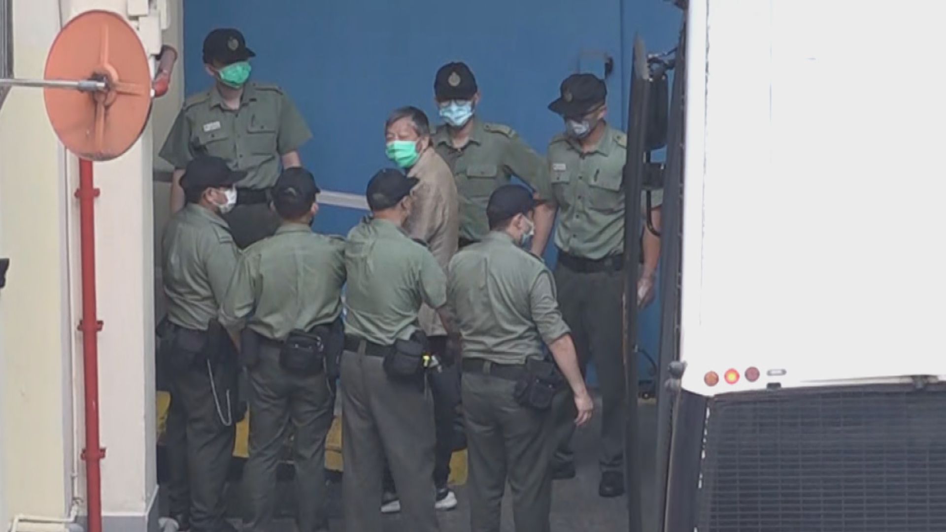 前年十月一日未經批准集結案　六人還柙下周五判刑