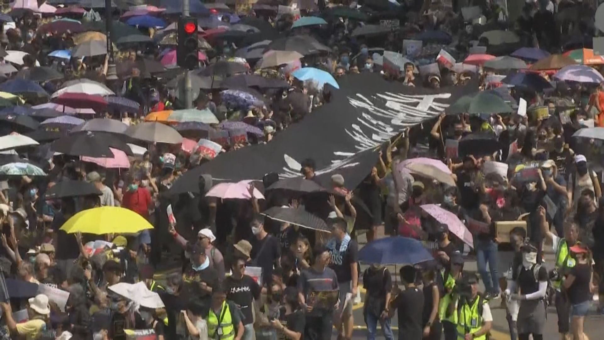 前年十月九龍遊行七人承認組織未經批准集結等罪