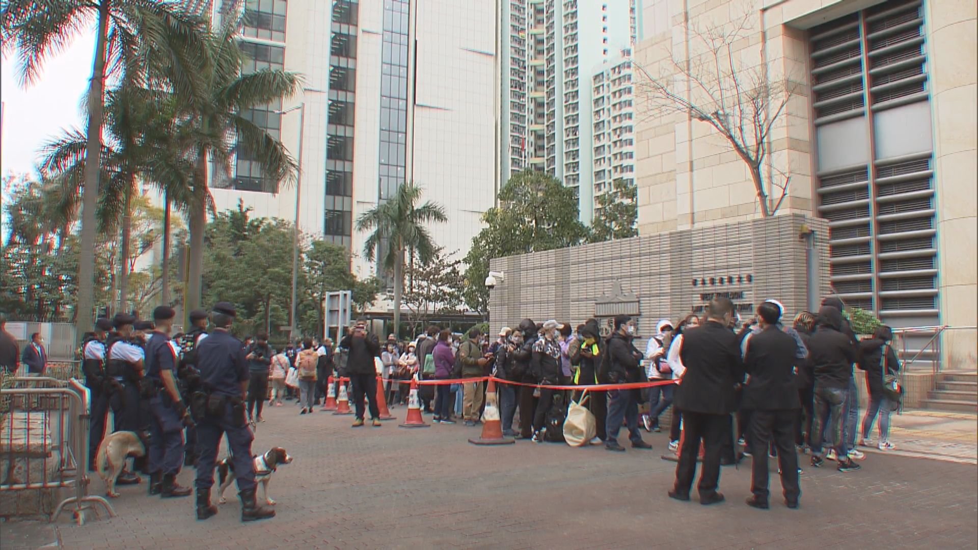 47人初選案開審　大批市民排隊取籌旁聽