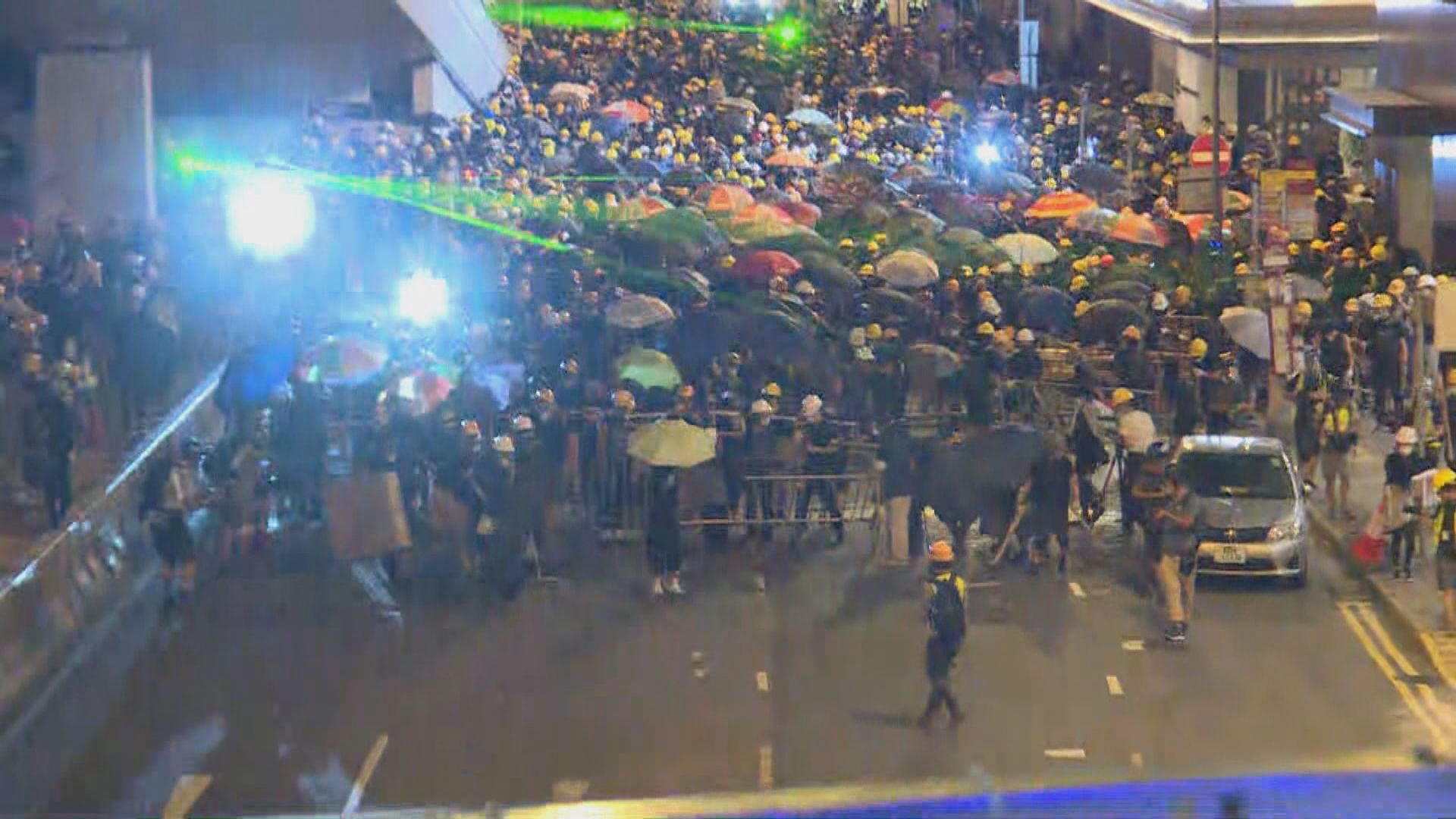 728上環暴動案　21名被告判監30至42個月 