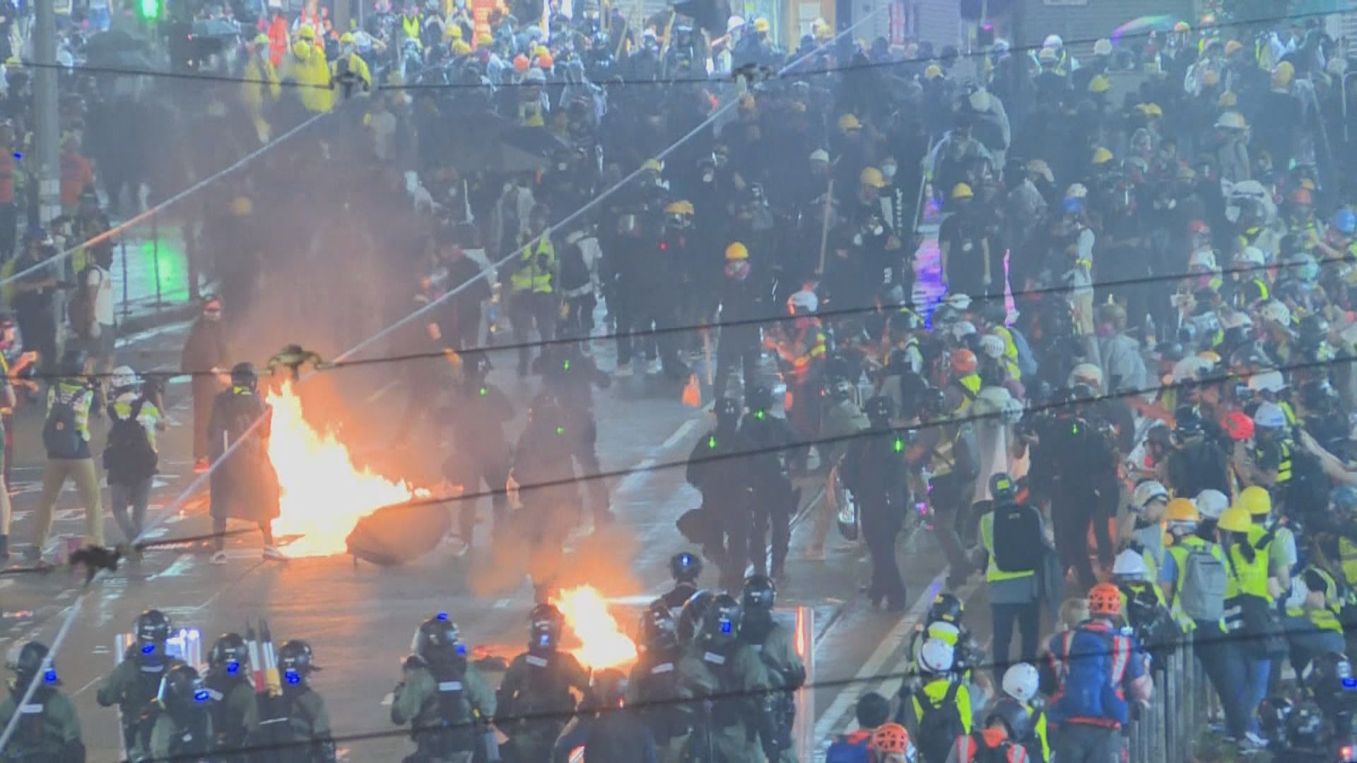 831港島衝突16人被控暴動　15人轉介區院