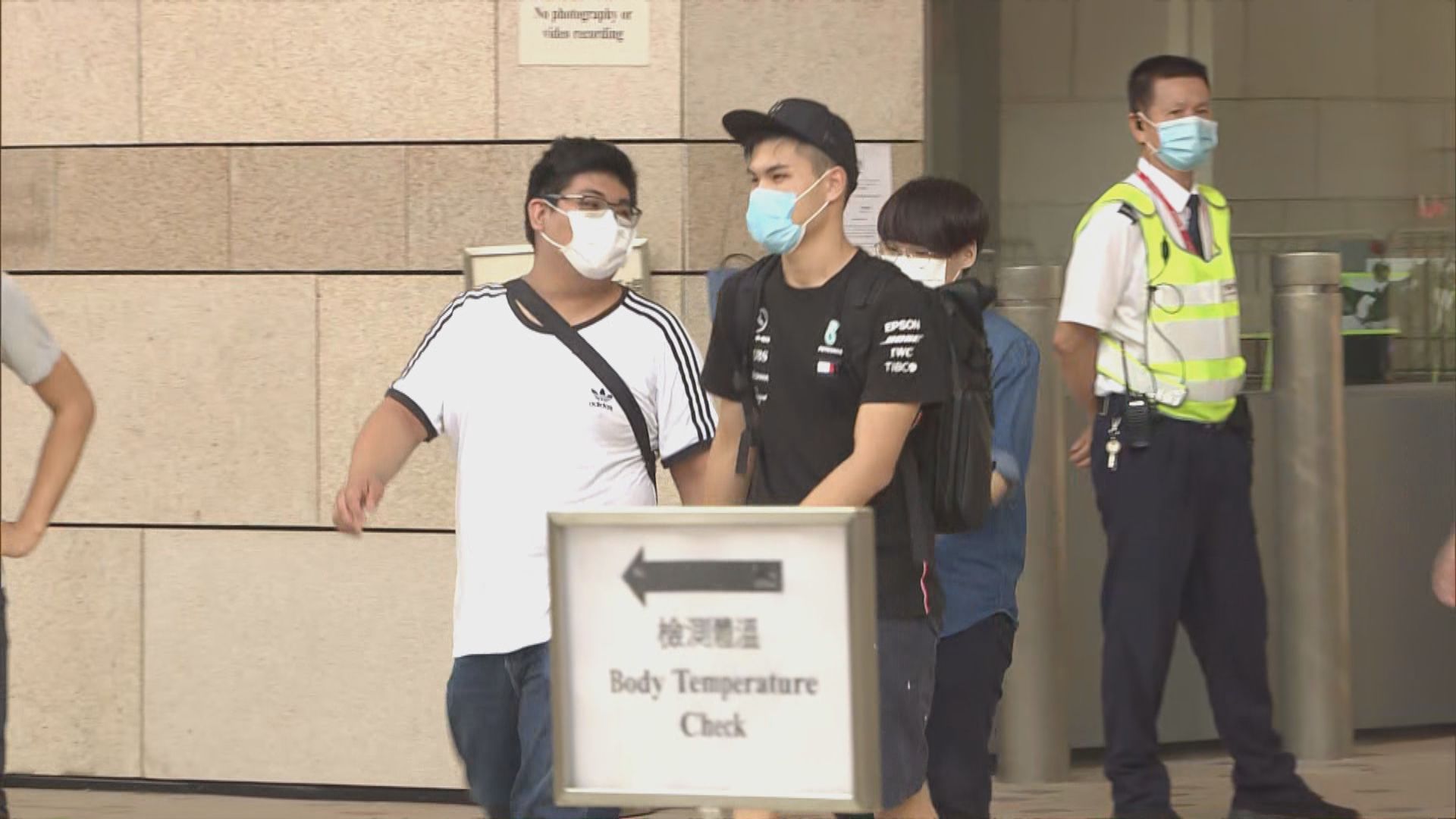 去年929衝突　96名暴動罪被告押至8月答辯