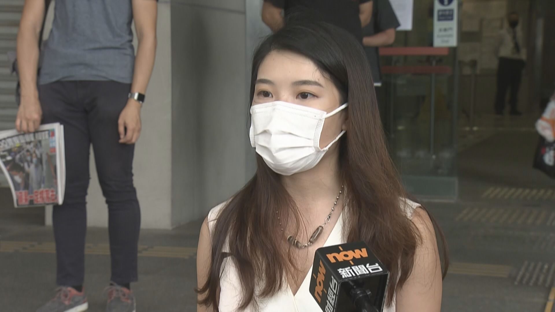 仇栩欣襲警罪名不成立　官關注警使用不恰當武力