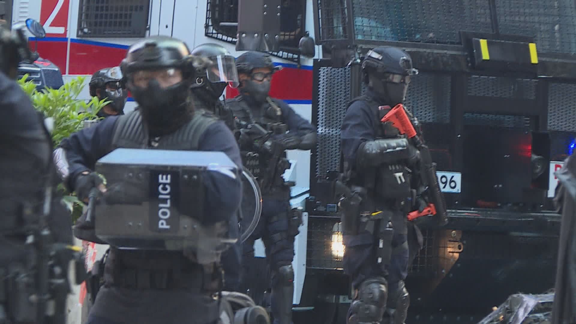 19歲學生前年襲警及擾亂秩序罪成　還柙候判