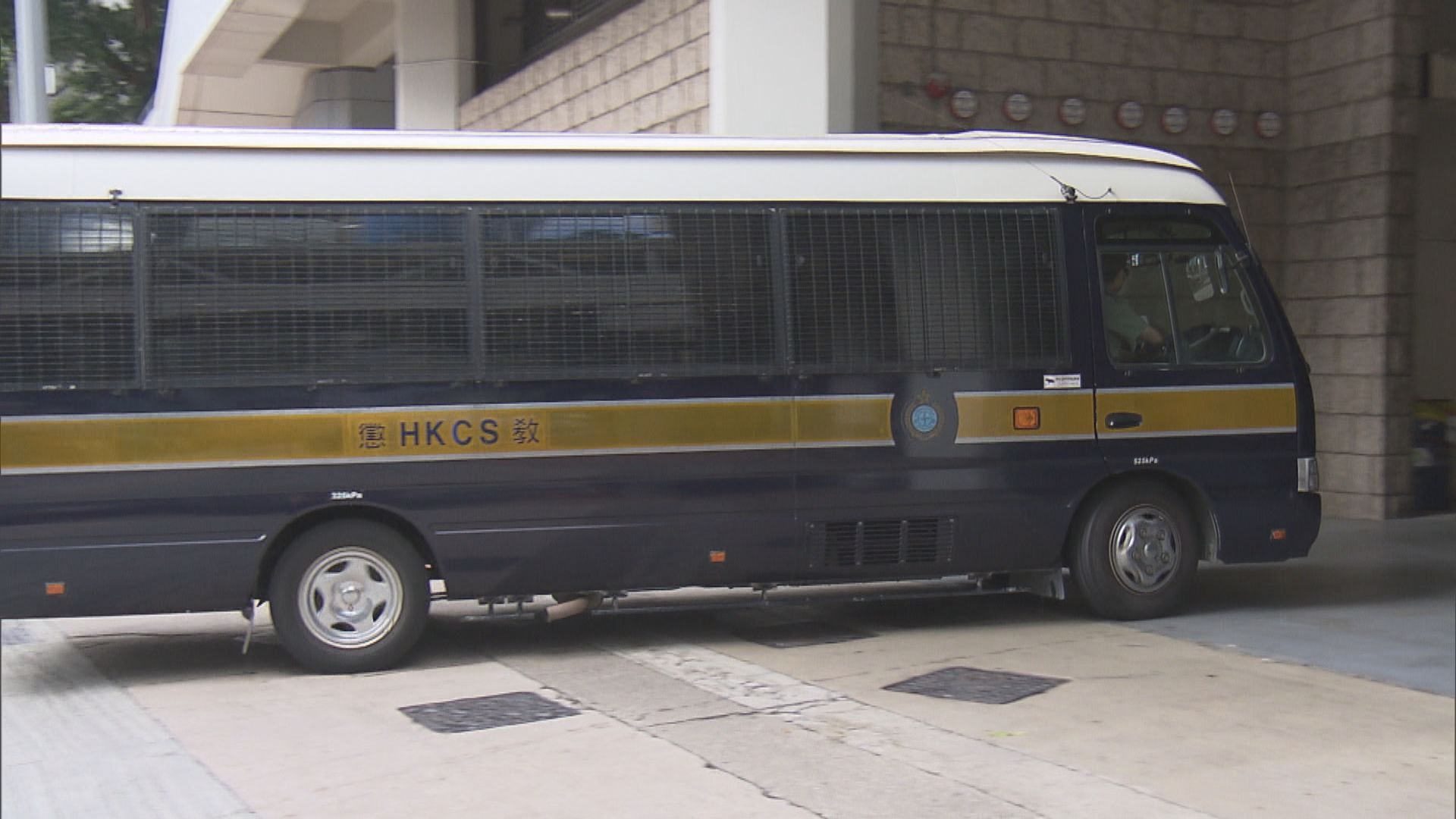 去年深井女嬰被拋下橋 母親認殺嬰罪 押後至下月判刑