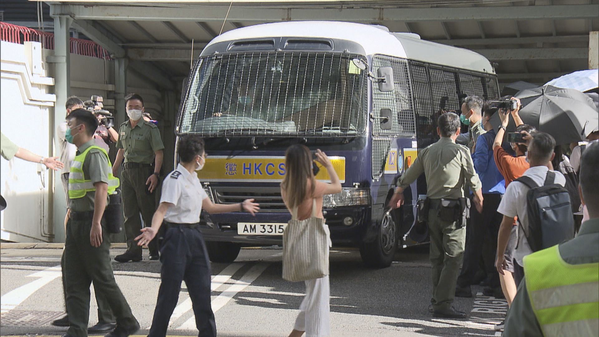 17歲男生攜汽油彈被判囚　法官指年輕並非犯法藉口