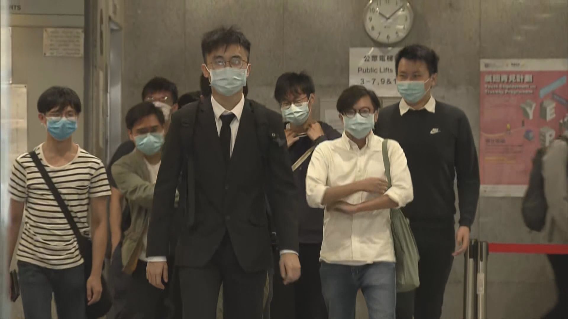 浸大編委記者被控阻差辦公及拒捕　明年一月再訊