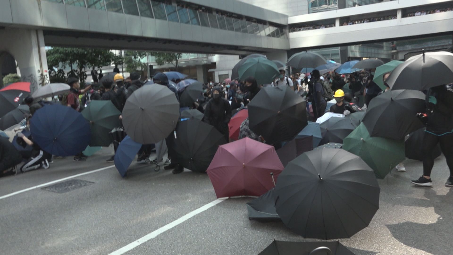 7人在涉2019年中環非法集結罪成　判監9至18個月