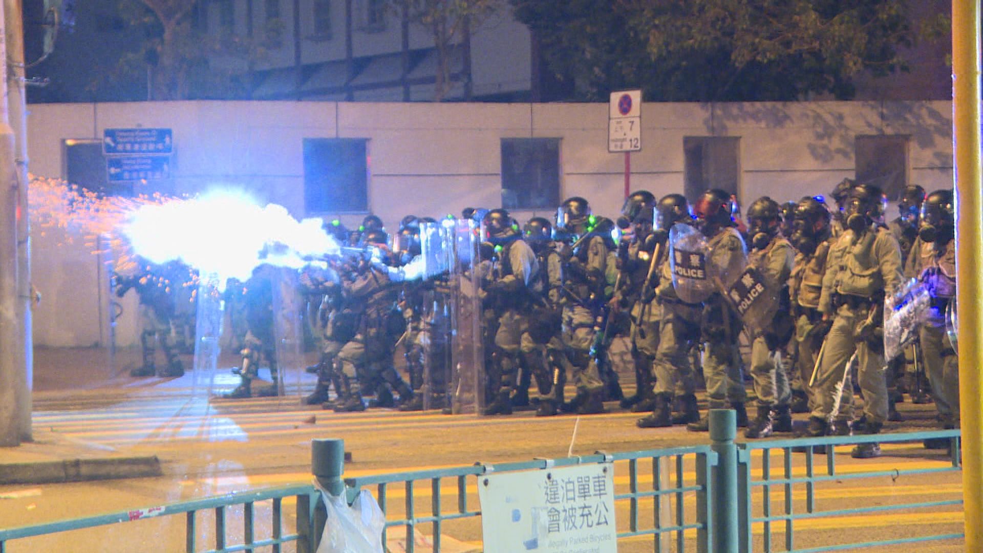 周梓樂死因庭續研訊　警員作供稱向停車場方向射催淚彈