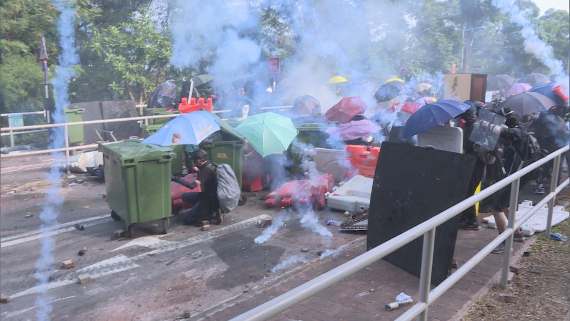 前年中大衝突四大專生被控暴動　兩人罪成兩人脫罪