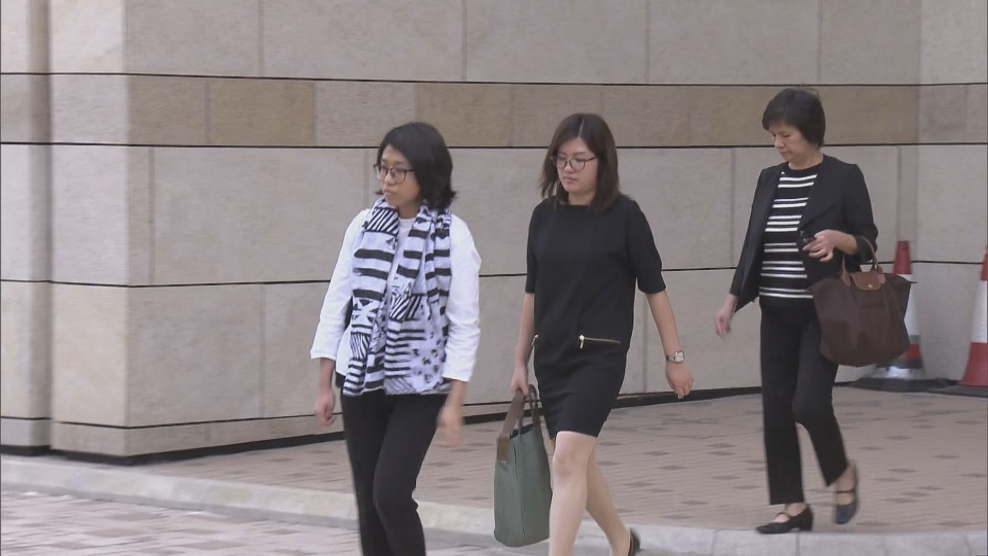 的士司機被捕後死亡案　死者長女作供