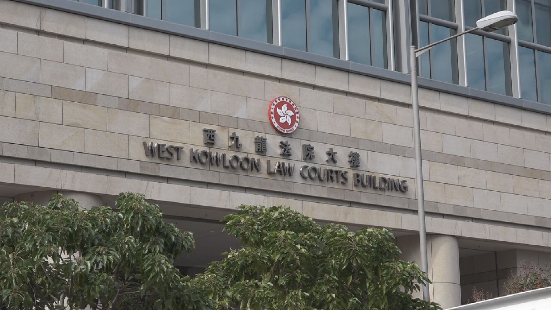 的士司機被捕後死亡案　參與拘捕警員作供