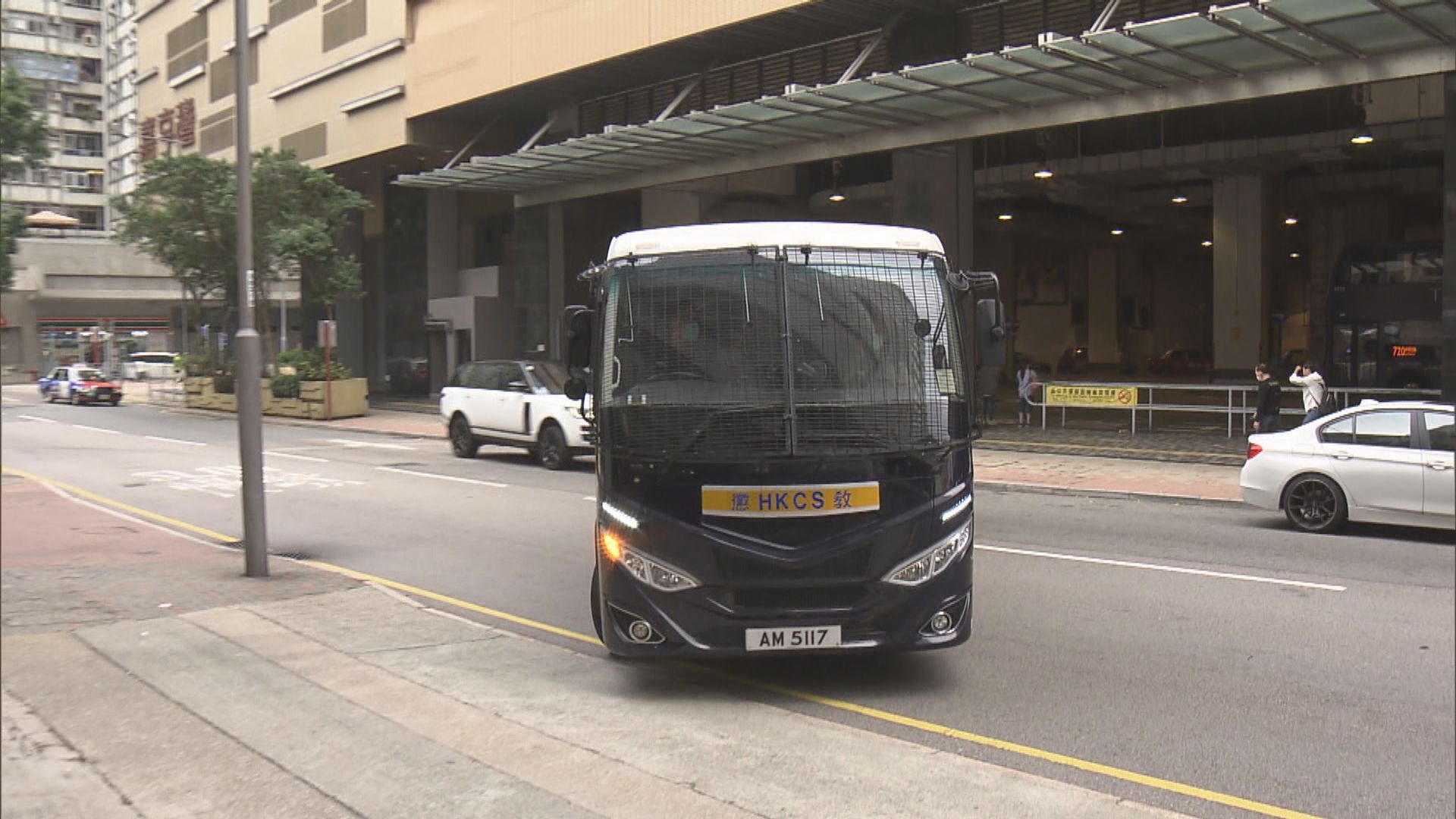 鍾翰林侮辱國旗非法集結罪成　涉國安法案下月審理