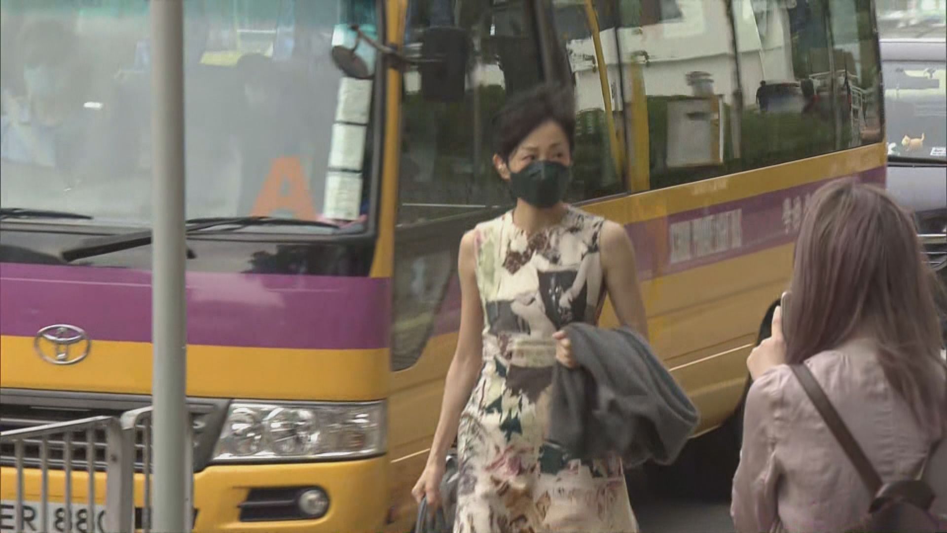 陳淑莊涉酒吧聚集違限聚令案開審