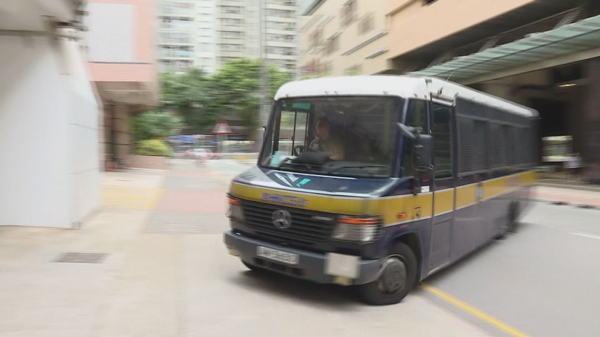 中學生藏氣槍罪成今判刑