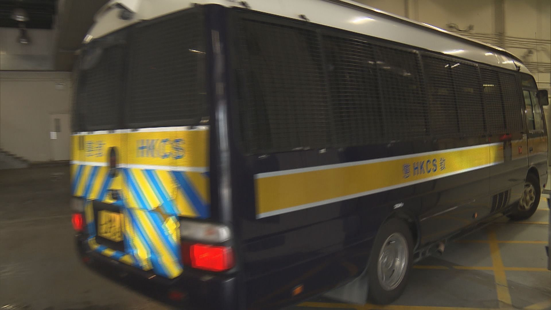 許金山懷疑二女用有毒瑜伽球自殺