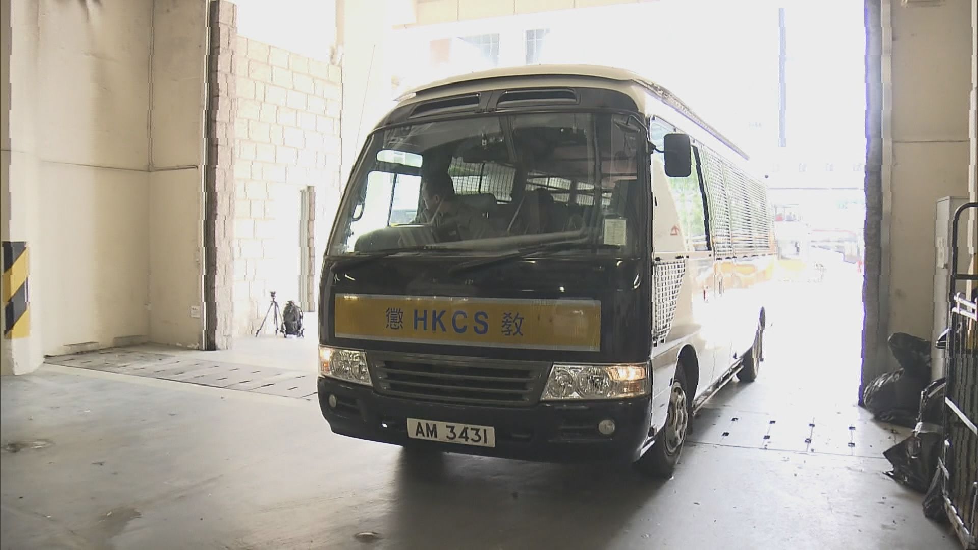 許金山涉殺妻女案　法官引導陪審團