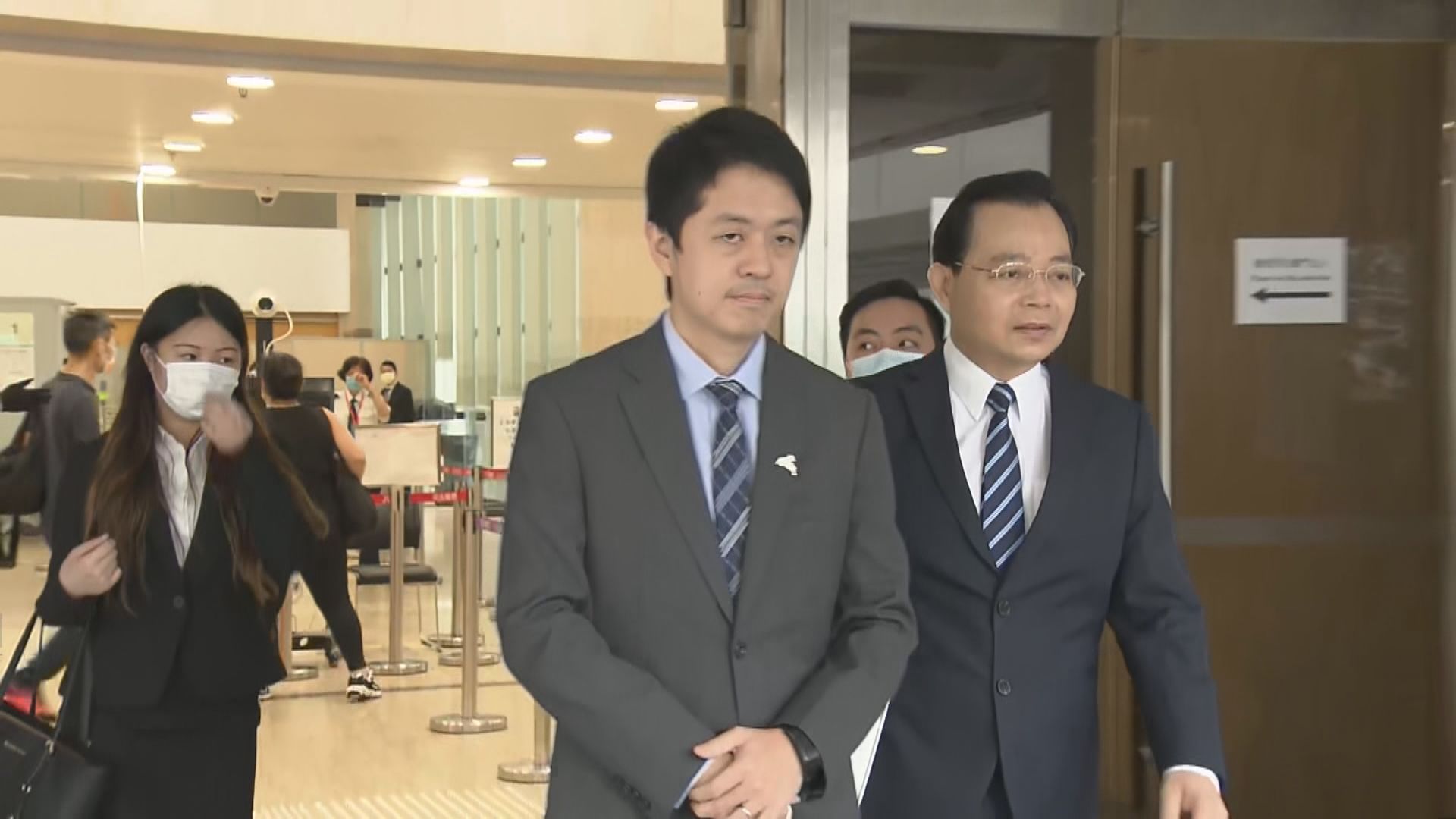 高院處理許智峯入稟要求頒令警方披露催淚彈成分