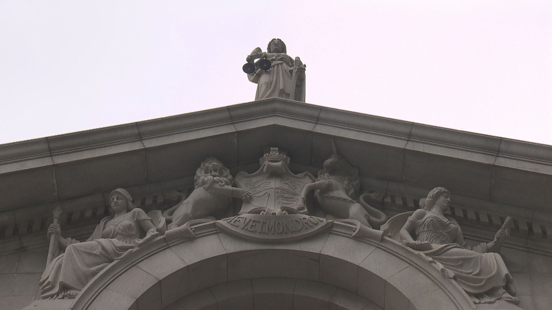 兩名跨性別人士更改身份證性別被拒　上訴至終院得直