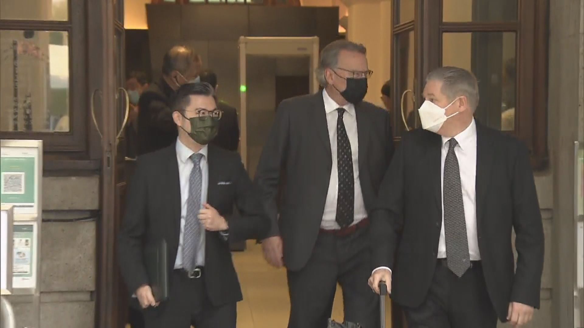 黎智英促高院頒令　人大釋法不影響聘英大狀　下月28日聆訊