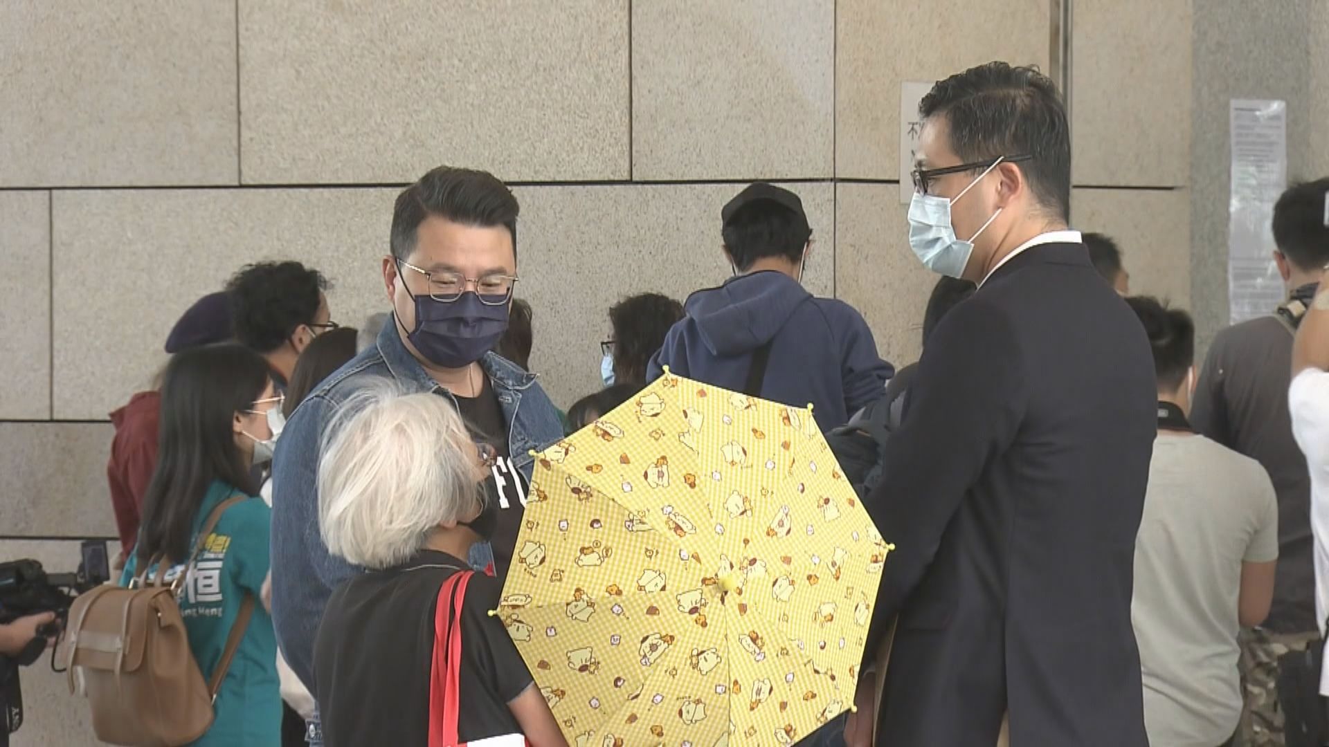 八人包括立法會議員涉違權力及特權條例　案件下午提堂