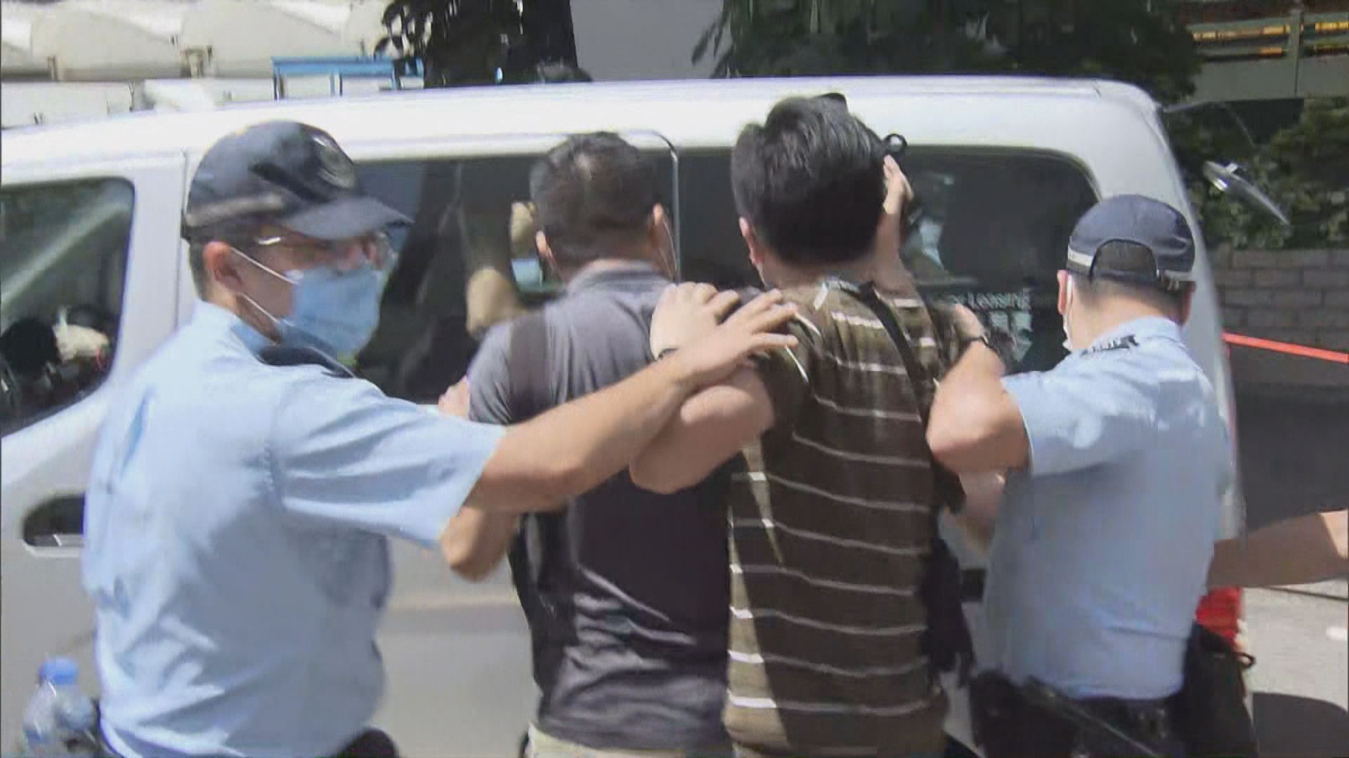 男子七一駕電單車插「光復」旗幟案件再提堂