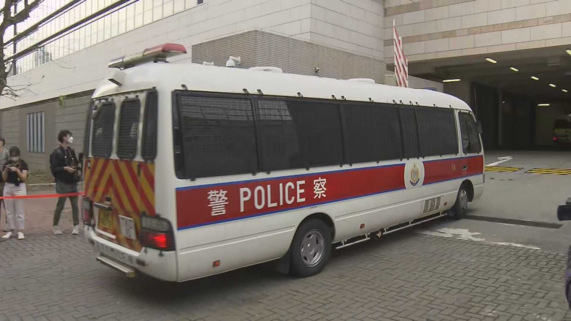 47人組織或參與初選　聆訊由下午延續至深夜