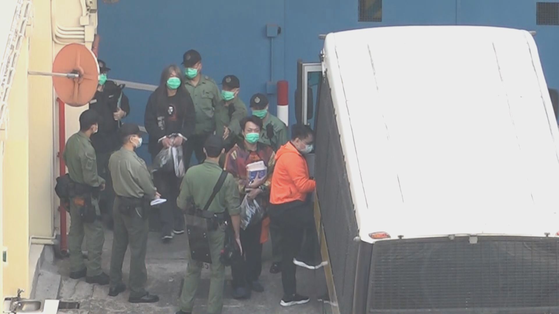 初選案21被告保釋再被拒或自行撤回　全部須繼續還柙