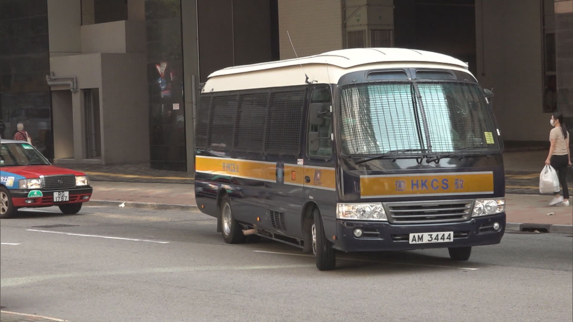 古思堯被裁定前年十月銅鑼灣非法集結罪成　下午判刑