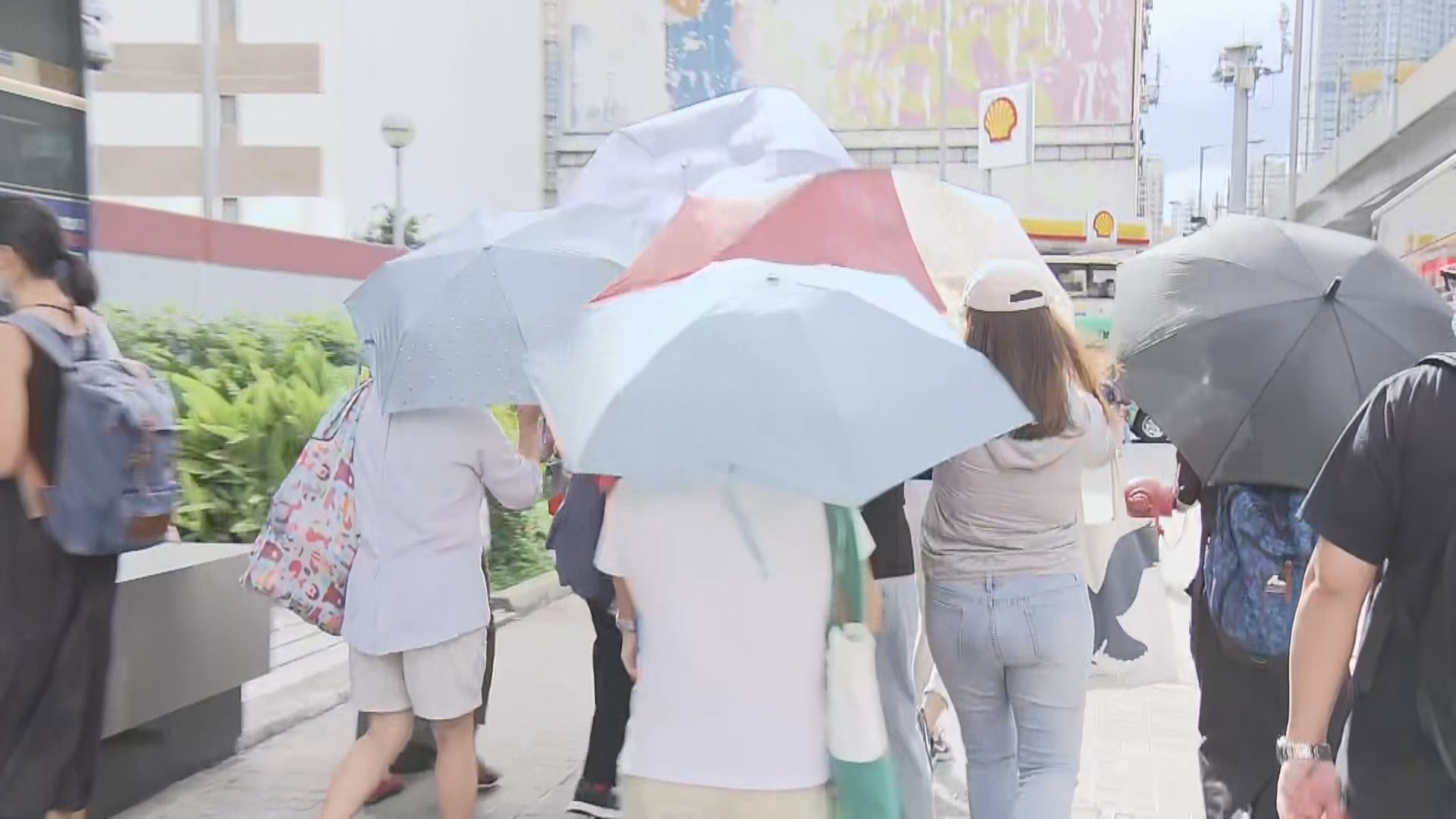 中港貨車司機阻警員拘捕示威者　判罰款五千元