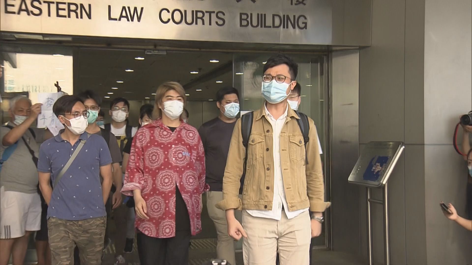 七一衝擊立法會案　12人被加控暴動罪