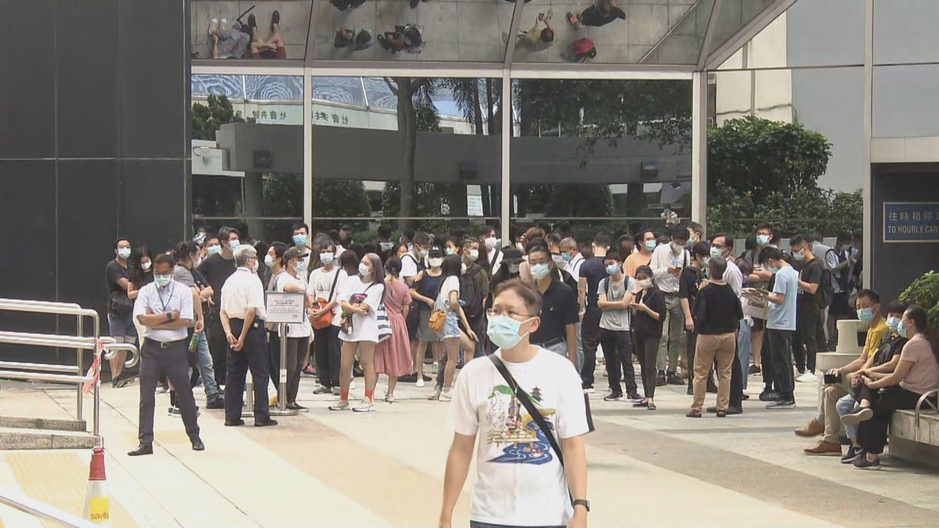 728上環衝突少女及夫婦暴動罪名不成立