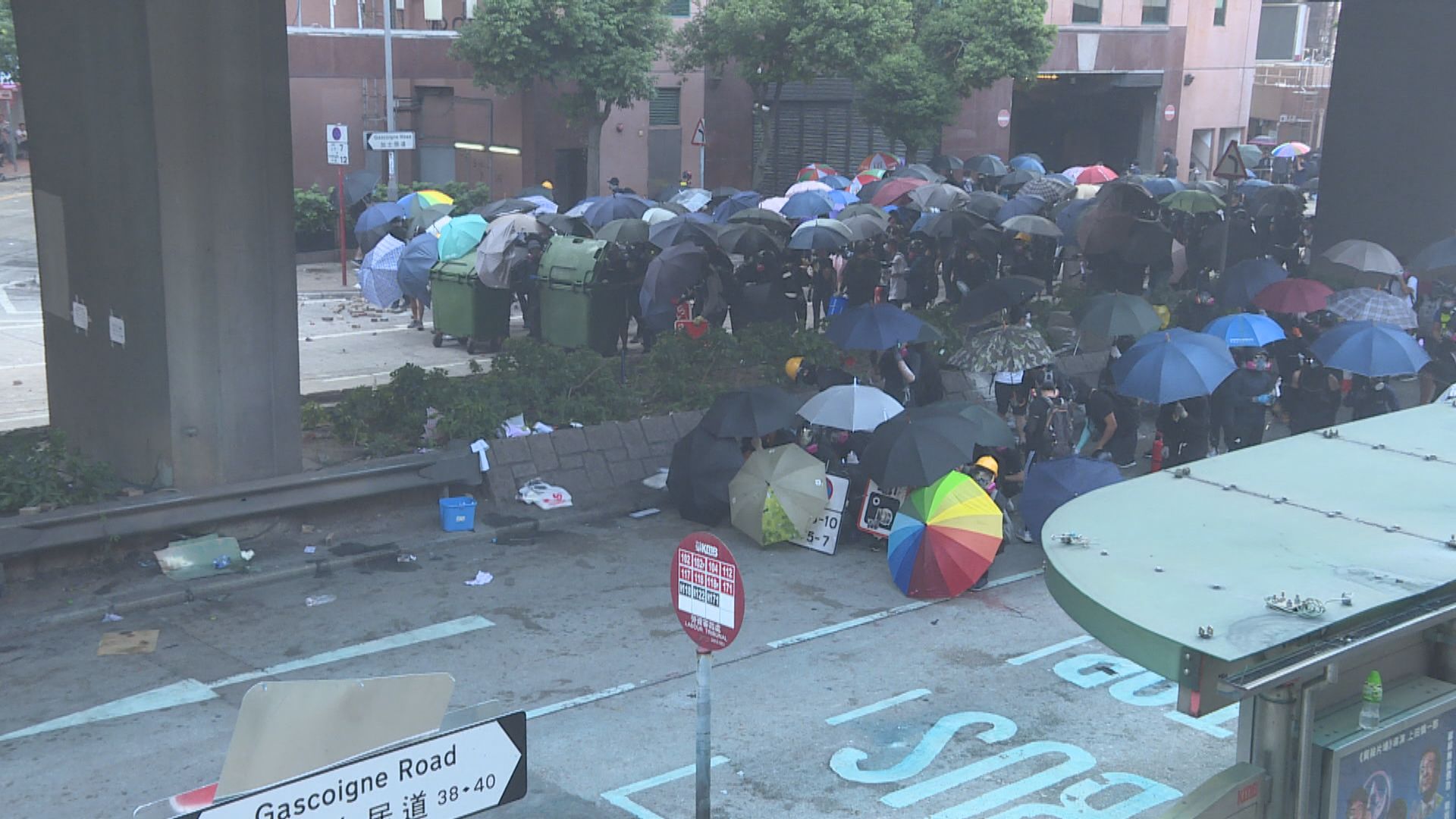 理大衝突加士居道暴動案　七人判監38至40個月