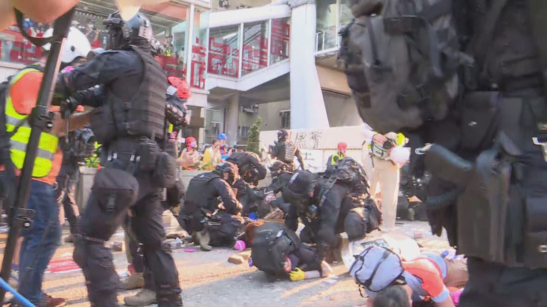 2019年10月1日黃大仙衝突　11人暴動罪成