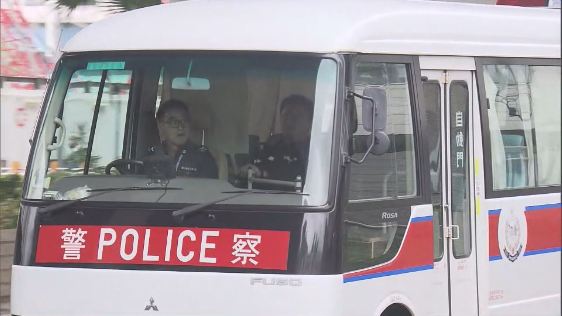 德信前校長郭超群涉隱瞞利益及洩露試題　獲准保釋六月再訊