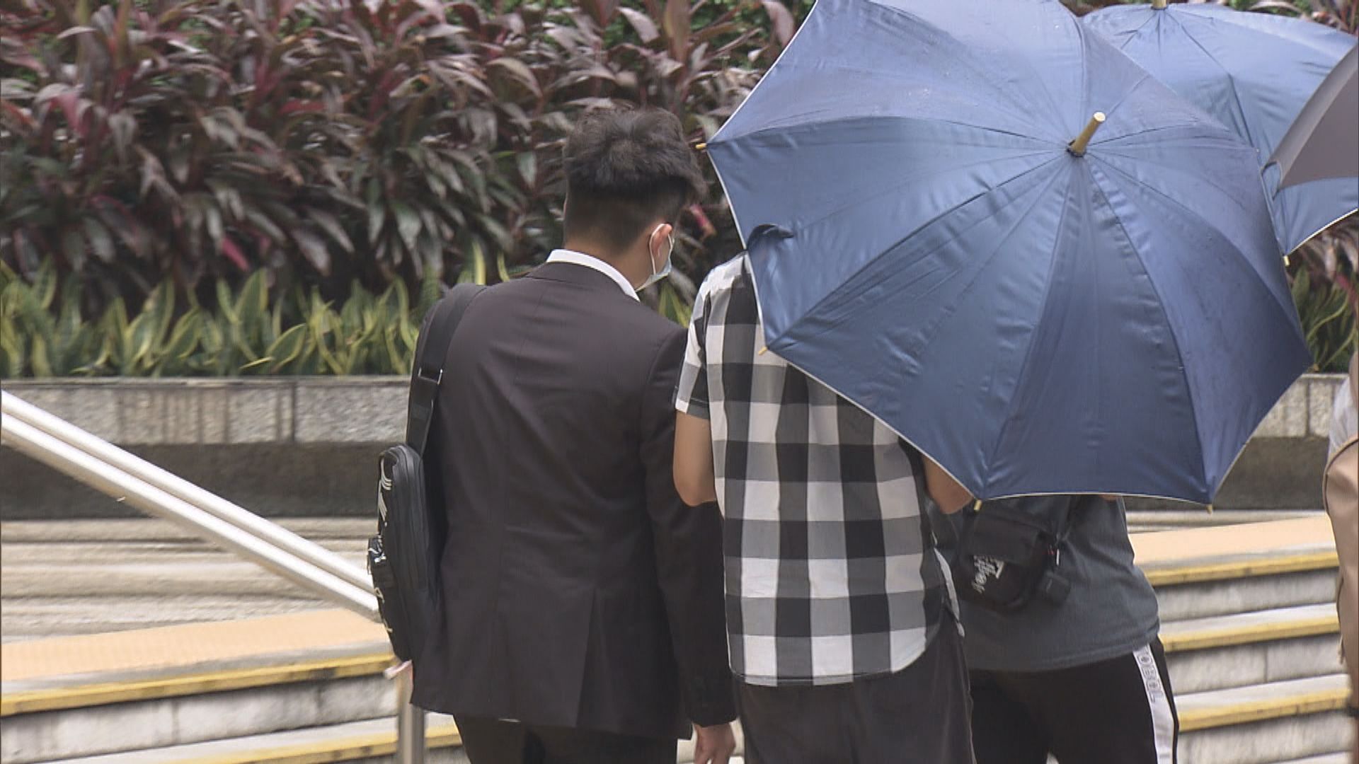 16歲少年去年上水活動搶槍被加控暴動　押後再審