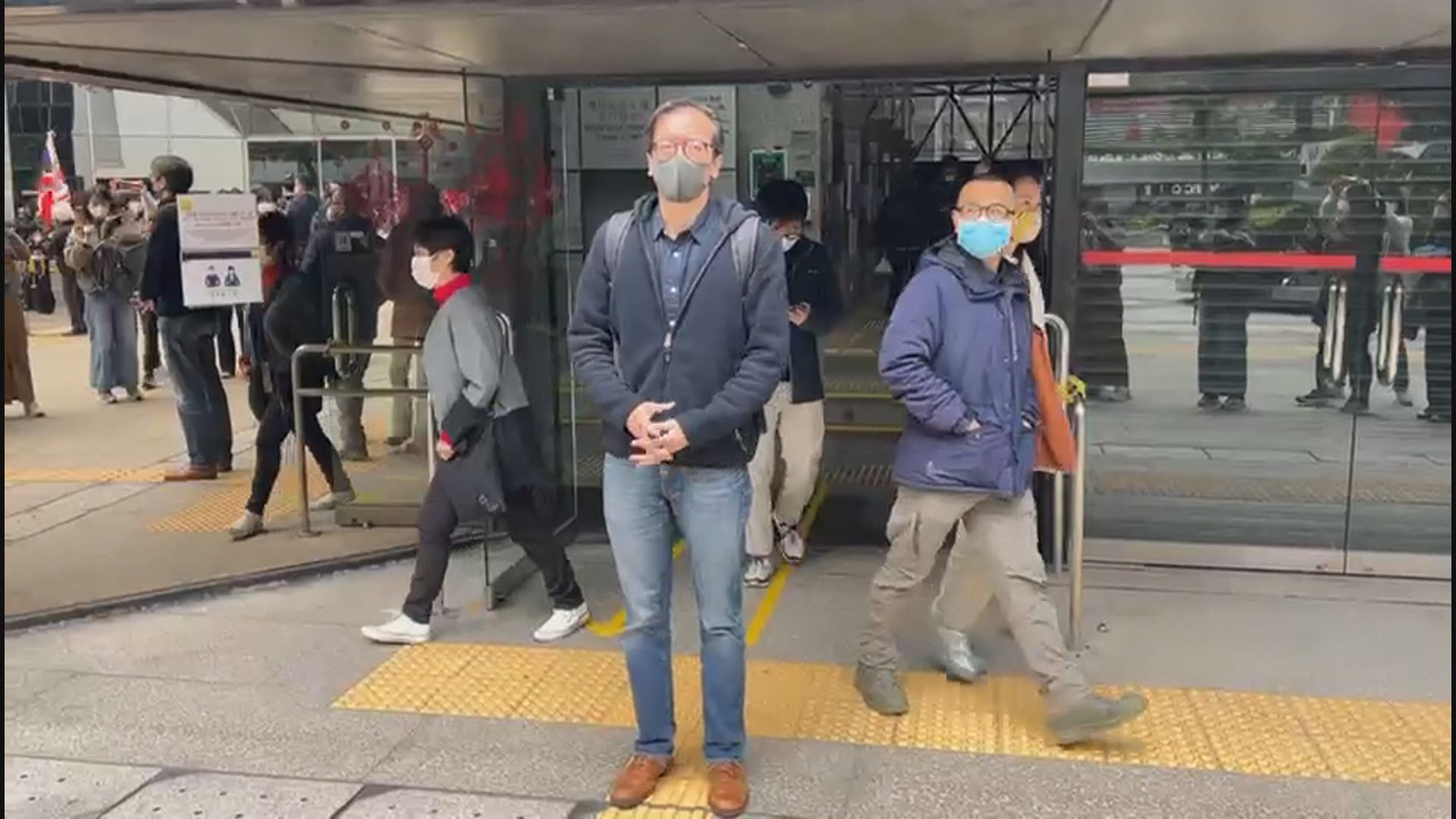 立場新聞案　鍾沛權指多次被點名批評　決定將約3.5萬篇文章下架