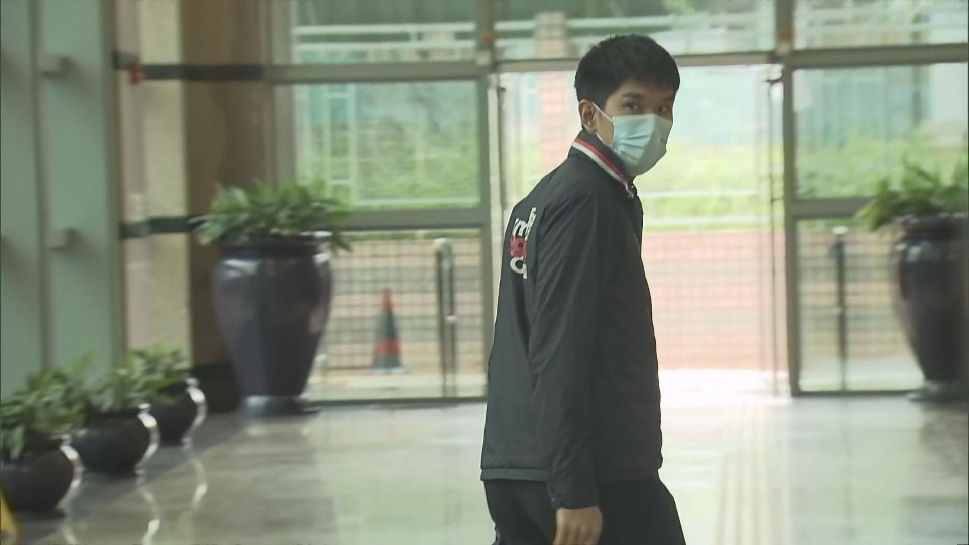 小學教師楊博文襲警罪成判監九周　准保釋等候上訴