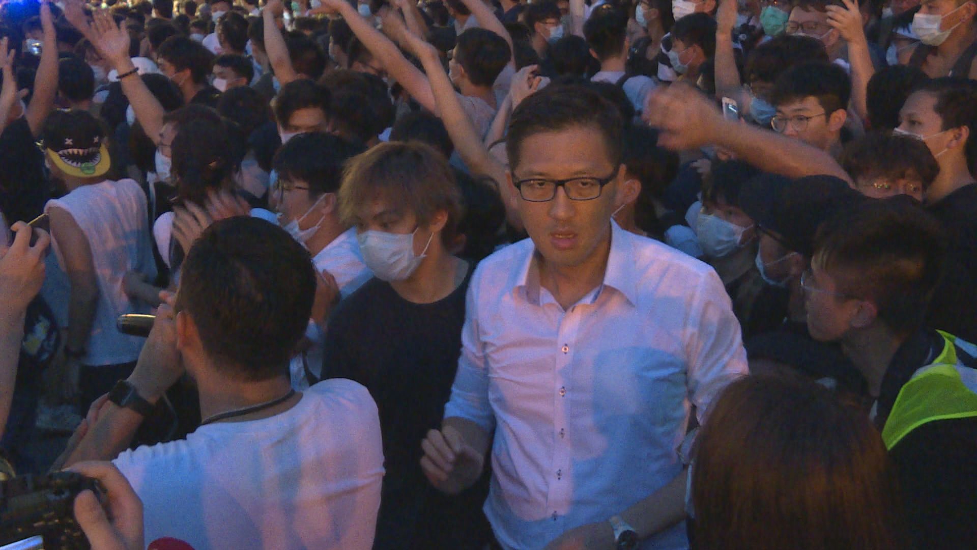 林卓廷涉要求遊行人士刪相　案件明年11月開審