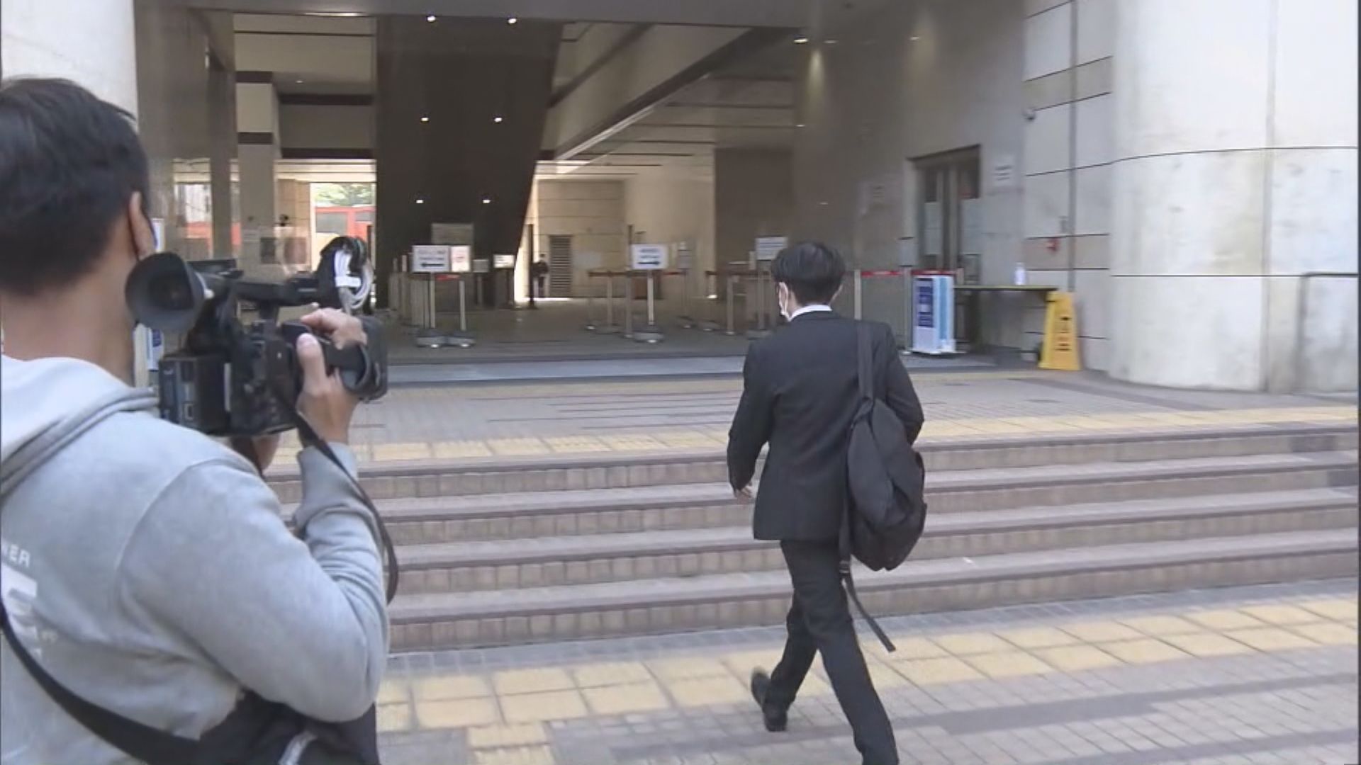 前中大學生會會長蘇浚鋒承認煽惑投白票　判囚2個月、緩刑18個月