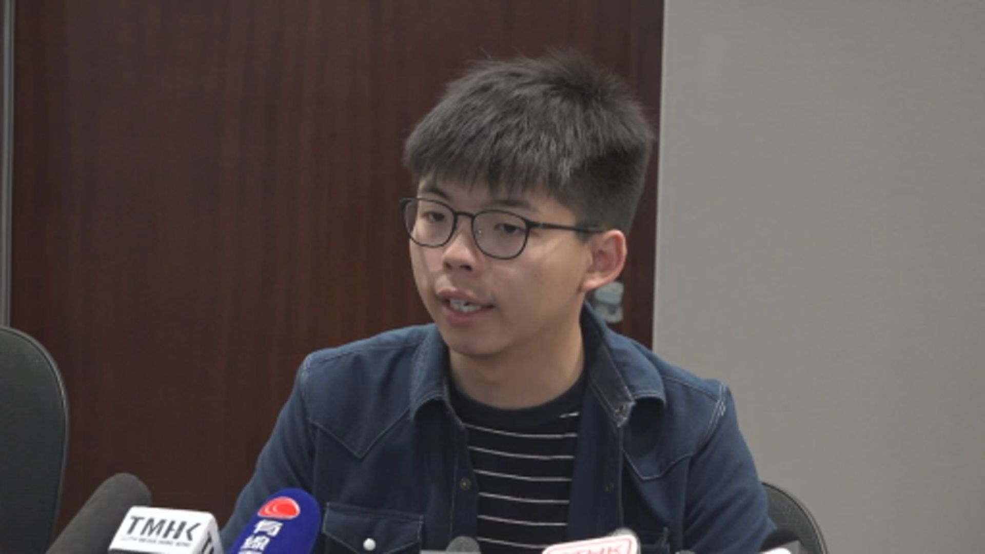 公開開槍案警員資料 黃之鋒藐視法庭罪成囚3月