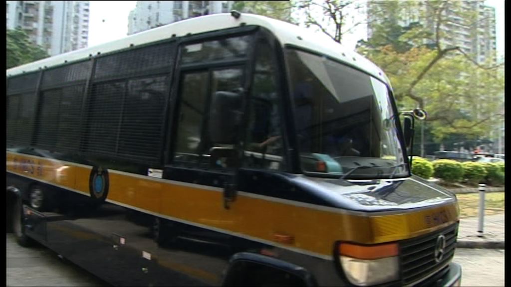 老翁殘酷對待動物罪成判囚一年