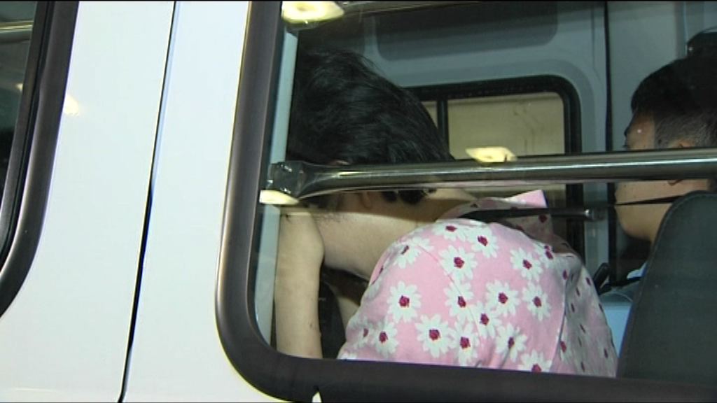 女子向法官擲硬幣案八月初再提堂