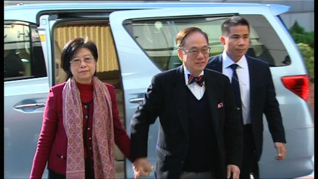 曾蔭權案　料陪審團稍後退庭商議