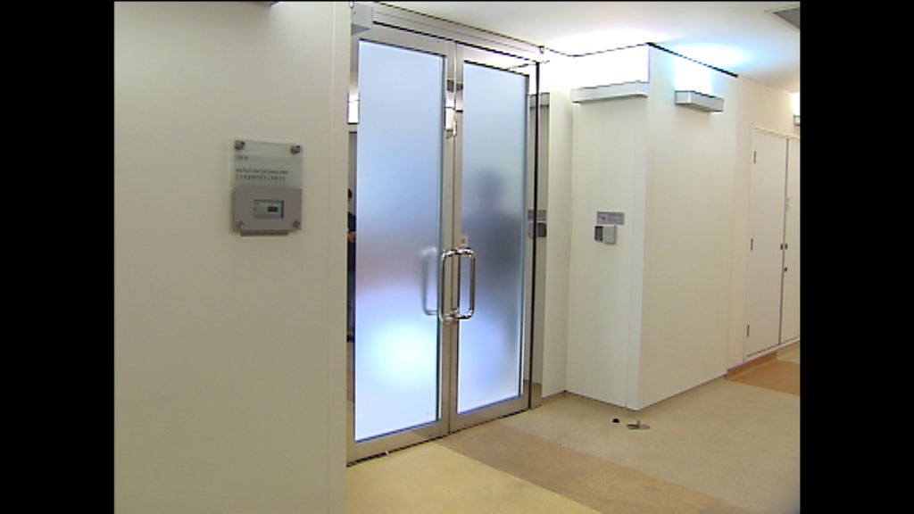 DR案　周向榮：有職員向警承認報告造假