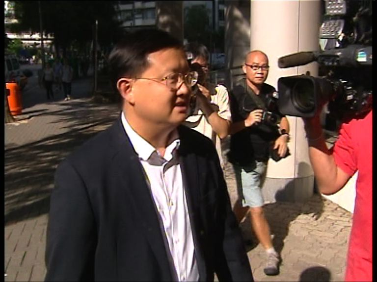 黃英豪徐子淇父涉貪案下月再提堂