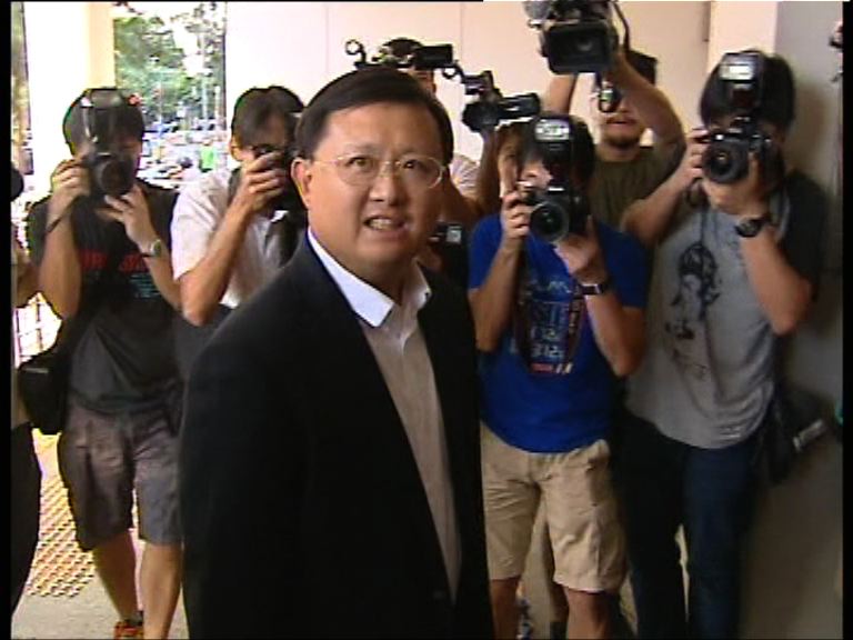 黃英豪徐子淇父涉行賄獲准保釋