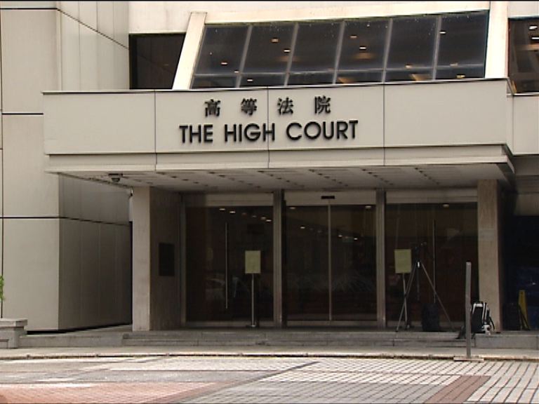 劉進圖遇襲案首被告否認收錢施襲